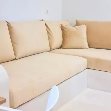 Promo Price September - Cave By The Sea Apartment
