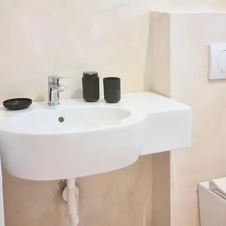 Apartment Promo Price September - Cave By The Sea *